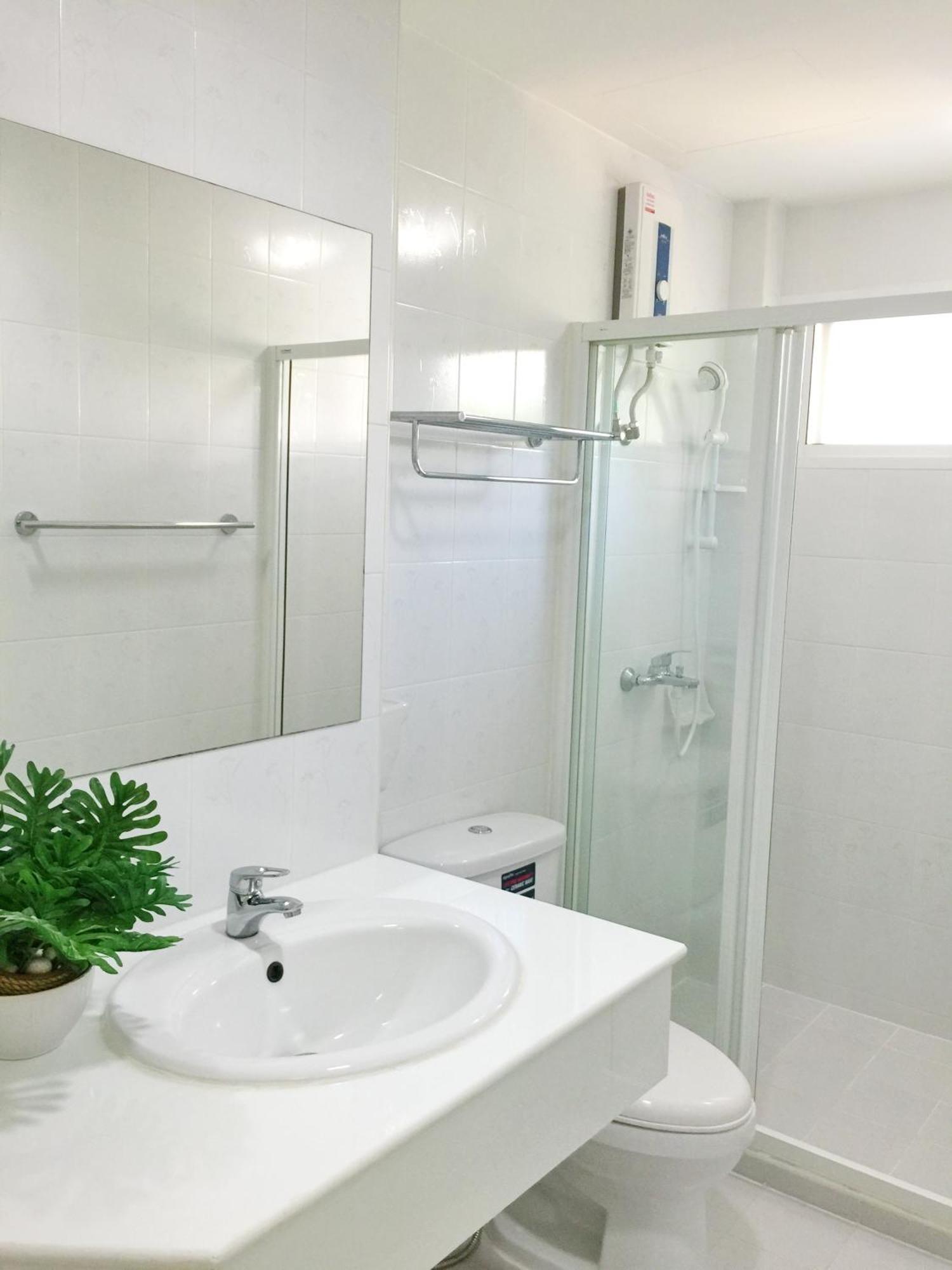 Charming Resident At Ekkamai From Studio Unit Up To 2 Bedroom Apartment Bangkok Dış mekan fotoğraf